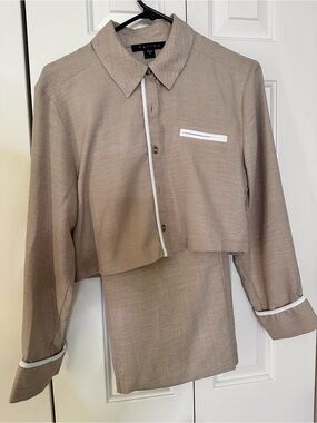 Tweaked Beige Cropped Shirt with White Trim